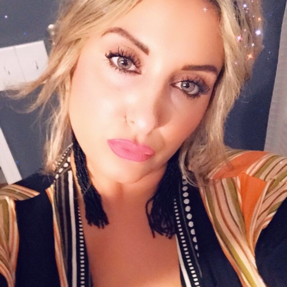 Meet your Posher, Jessica